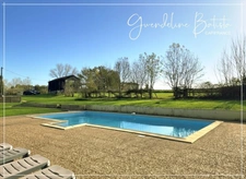 Superb property comprising a main house and 3 gîtes - 1.9 hectares of land with swimming pool 