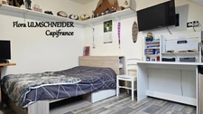 Authenticité et espace : grande maison mitoyenne en pierre avec 5 chambres à vendre à CHINDRIEUX avec garage et terrain proche du lac du Bourget, entre Aix-les-Bains et Annecy