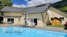 Villa for sale in Serrières-en-Chautagne with swimming pool, 50 minutes from Geneva and Annecy, 35 minutes from Aix-les-Bains and 15 minutes from Lake Bourget
