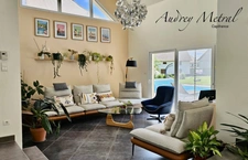 Villa à vendre à Serrières-en-Chautagne avec piscine, à 50 min de Genève et d'Annecy, 35 min d'Aix-Les-Bains et 15 min du Lac du Bourget