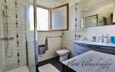 Maison familiale d'environ 135 m² avec vue panoramique, au cœur d'un écrin de verdure à CHANAZ (73). À seulement 25 minutes d'Aix-les-Bains, 45 minutes de Chambéry et 50 minutes d'Annecy.