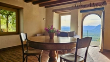 Maison en pierre à vendre à SERRIERES EN CHAUTAGNE (73) vue imprenable, 50 min de Genève et Annecy, 35 min d'Aix-les-Bains