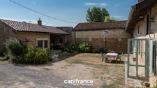 SAINT-BÉNIGNE – OLD STONE SINGLE-STOREY HOUSE – 133 M² – OUTBUILDING