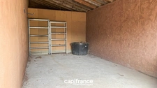 PROCHE DE BELLEVILLE-EN-BEAUJOLAIS, TOUT DE PLAIN-PIED – 3 CHAMBRES – PISCINE 12 × 4 – 78,6 M² DE DÉPENDANCES – TERRAIN 2 710 M²