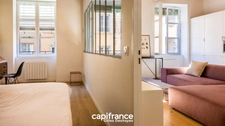 Lyon 1er — Croix-Rousse Un T2 de 48.20 m² 4ème étage.