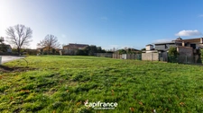 St-Didier-sur-Chalaronne (01140) Terrain Viabilisé 701m² 