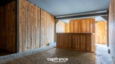 Les Puces – Marché Vernaison (Saint-Ouen) | Murs Commerciaux Libres (224.86m²)