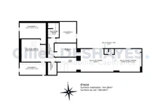 Saint-Didier-sur-Chalaronne, in the centre of the village, substantial house 255 m² of living space, set on a 567 m² plot.