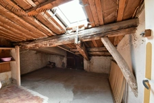Maison de village 56 m² à rénover – Fort potentiel – Quarante (34310)