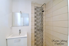Maison de plain-pied rénovée à vendre 3 pièces ABEILHAN (34)