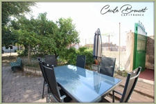 Maison bourgeoise avec jardin et dépendance au cœur du village de Ponteilla (66300)