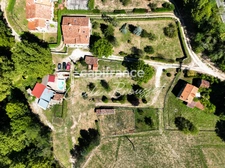 SAINT-LAURENT-DE-CERDANS 66260 – MAS DE CARACTÈRE DE 250 M2 – 5 HECTARES – PISCINE – SOURCES – DÉPENDANCES