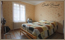 For Sale: Beautiful 1940s villa in Reynes – Rare opportunity with 3 apartments and 3600 m² of land