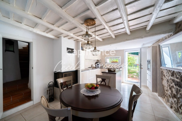 Maison de caractère à vendre 7 pièces SAINT LAURENT DE CERDANS (66)