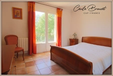 Beautiful villa built in 2002 with large grounds and a large garage in Saint Laurent de Cerdans (66)