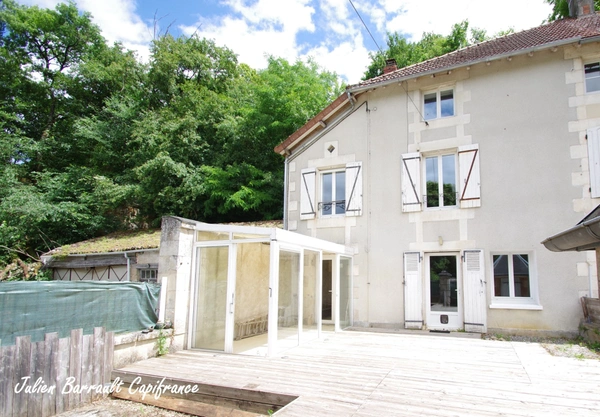 Idéale 1er achat ou investisseur : Maison familiale de 119,77m² habitable de 3 chambres sur un terrain de 627 m²