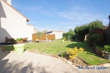 Maison familiale de 148m² avec 5 chambres entièrement rénovée en 2021 sur un terrain clos de 438m² 