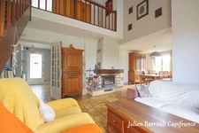 Maison familiale de 127,48 m² avec 5 chambres sur un terrain clos de 1133 m² 
