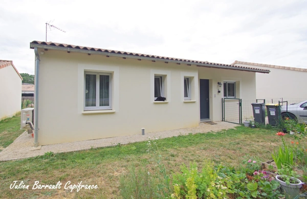 Maison de 2018 avec 2 chambres à St Julien l'Ars