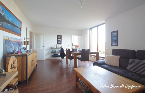 Appartement T3 au dernier étage avec garage fermé (construction 2010)