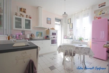 Maison familiale de 148m² avec 5 chambres entièrement rénovée en 2021 sur un terrain clos de 438m² 