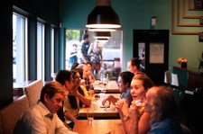 Brasserie LYON, Terrasse de 140 couverts 
