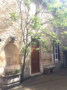 Superbe 2 pièces Centre historique de BEAUNE (21)