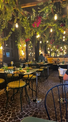 BAR RESTAURANT LYON 7EME Véritable lieu de vie