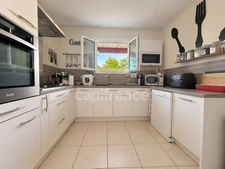 VERGEROUX - Plain Pied Grande pièce de vie 3 chambres et un bureau
