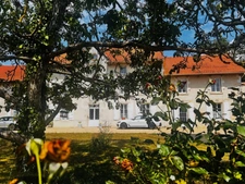 Propriété de 3 maisons dans un cadre bucolique avec plus de 3 hectares - à 20min de LA ROCHELLE 
