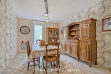 🏡 PAVILLON DE PLAIN-PIED 🌳 AVEC PRÈS D’1 HECTARE DE TERRAIN !
