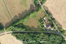 🏡 PAVILLON DE PLAIN-PIED 🌳 AVEC PRÈS D’1 HECTARE DE TERRAIN !