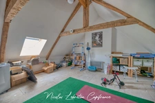 Maison en pierre rénovée de 202 m² – 4 chambres + studio indépendant – Dépendance de 100 m² – Terrain clos de 2 775 m²