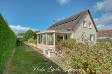 Exclusivité Capifrance - Pavillon de 163 m² – Au calme en impasse – DPE C – Proche Flers