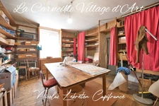 Ancienne boutique à réinventer – cœur de village – gros potentiel