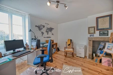 Maison en pierre rénovée de 202 m² – 4 chambres + studio indépendant – Dépendance de 100 m² – Terrain clos de 2 775 m²