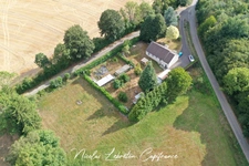🏡 PAVILLON DE PLAIN-PIED 🌳 AVEC PRÈS D’1 HECTARE DE TERRAIN !