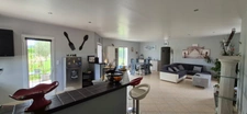 Maison à vendre 6 pièces SAINTE LIVRADE SUR LOT (47)Sainte-Livrade-sur-Lot – Belle propriété familiale sur 3 000 m² de terrain arboré