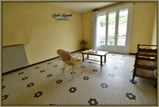 Maison à vendre 5 pièces PUJOLS (47) quartier très calme, jardin plat et clos