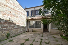 Dpt Lot et Garonne (47), à vendre VILLENEUVE SUR LOT maison de ville, P6  idéale investisseurs, ou familles, 