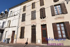 Dpt Lot et Garonne (47), à vendre VILLENEUVE SUR LOT maison de ville, P6  idéale investisseurs, ou familles, 