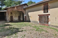 Dpt Lot et Garonne (47), à vendre DAMAZAN corps de ferme en pierres  275m2 maison, grange, maison de palefrenier