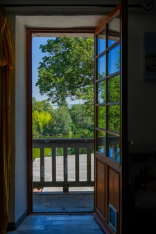 Propriete à vendre 14 pièces SAINTE LIVRADE SUR LOT (47)Sainte-Livrade-sur-Lot – Propriété de caractère à projets multiples en bord de rivière avec accès privatif au Lot