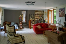 Propriete à vendre 14 pièces SAINTE LIVRADE SUR LOT (47)Sainte-Livrade-sur-Lot – Propriété de caractère à projets multiples en bord de rivière avec accès privatif au Lot