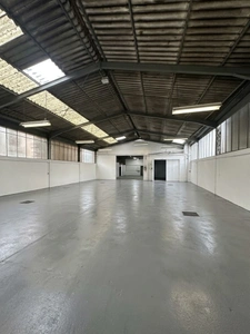Local à vendre MONSEMPRON LIBOS (47), LOCAL GARAGE 348m2 ( loué ) + appartement T3- idéal ARTISAN/INVESTISSEUR, EXCELLENTE RENTABILITE