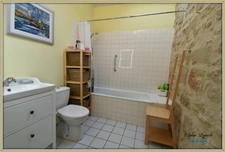 Dpt Lot et Garonne (47), à louer SAINT PIERRE SUR DROPT maison P4 LOUÉE MEUBLÉE  