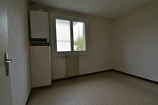 Maison à vendre 5 pièces PUJOLS (47) quartier très calme, jardin plat et clos