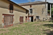 Dpt Lot et Garonne (47), à vendre DAMAZAN corps de ferme en pierres  275m2 maison, grange, maison de palefrenier