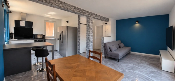 Appartement rénové à vendre 4 pièces BON ENCONTRE (47), proche à pied de toutes les commodités