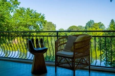 Propriete à vendre 14 pièces SAINTE LIVRADE SUR LOT (47)Sainte-Livrade-sur-Lot – Propriété de caractère à projets multiples en bord de rivière avec accès privatif au Lot